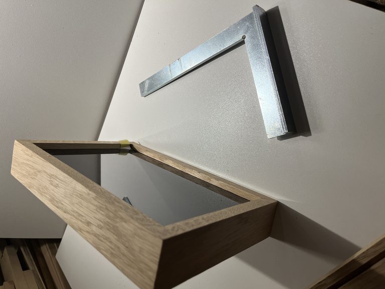 Werkstatt: Fertige Rahmen – bereit für schöne Momente